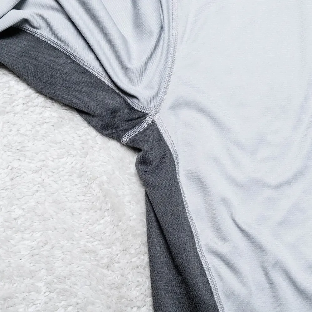 The North Face VaporWick Gray Black Long Sleeve Pullover Tshirt Mens Size L